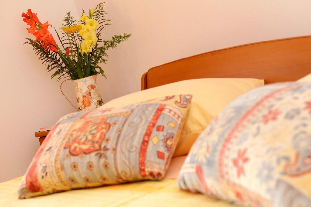 Apartmani Doro Vela Luka Eksteriør billede